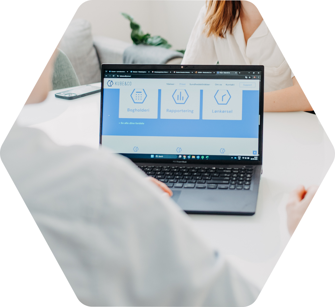 Bogholderi-5 Bogholderi